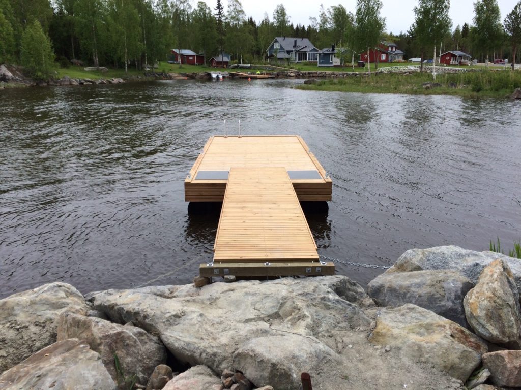 Flytbrygga rörponton 6 m – Stabil brygga - HF Bryggan